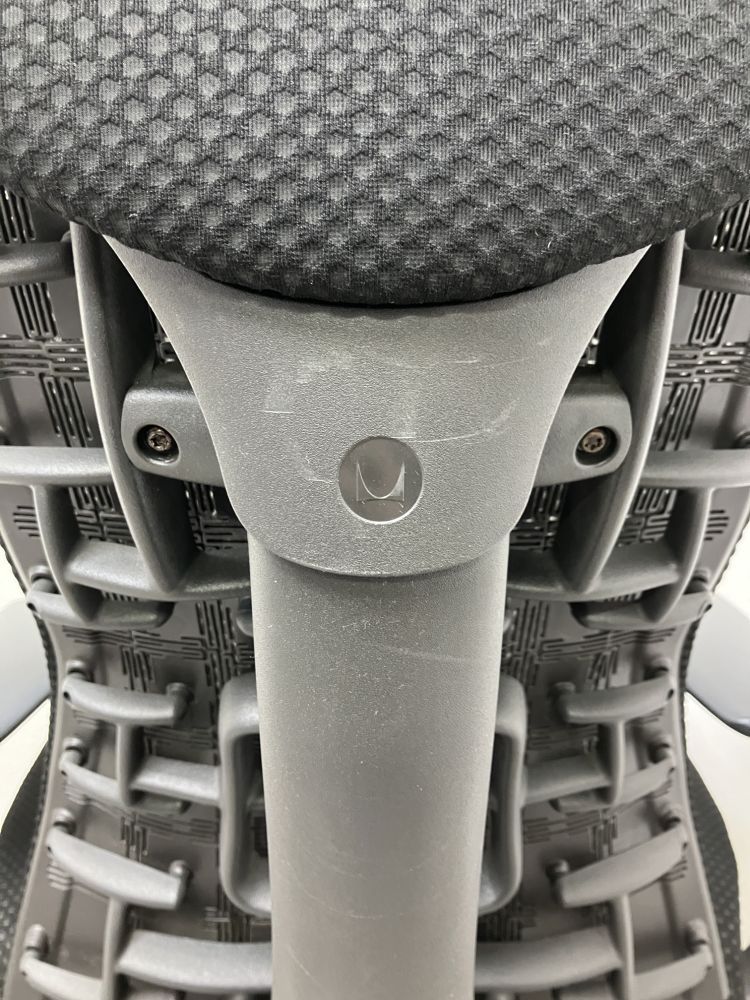 ハーマンミラー(HermanMiller) 可動肘付エンボディチェア CN122AWAAG1G1BB3513 可動肘付エンボディチェア CN122AWAAG1G1BB3513