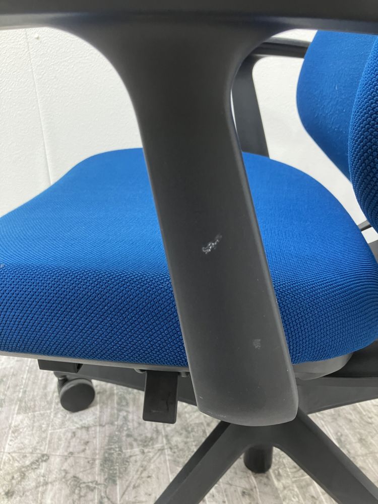 コクヨ 固定肘付デュオラチェア  固定肘付デュオラチェア 