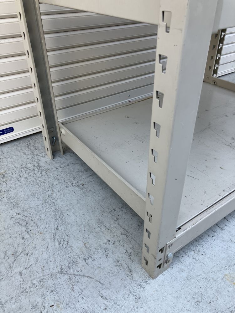 サカエ 中量棚 ベージュ 中量棚 ベージュ