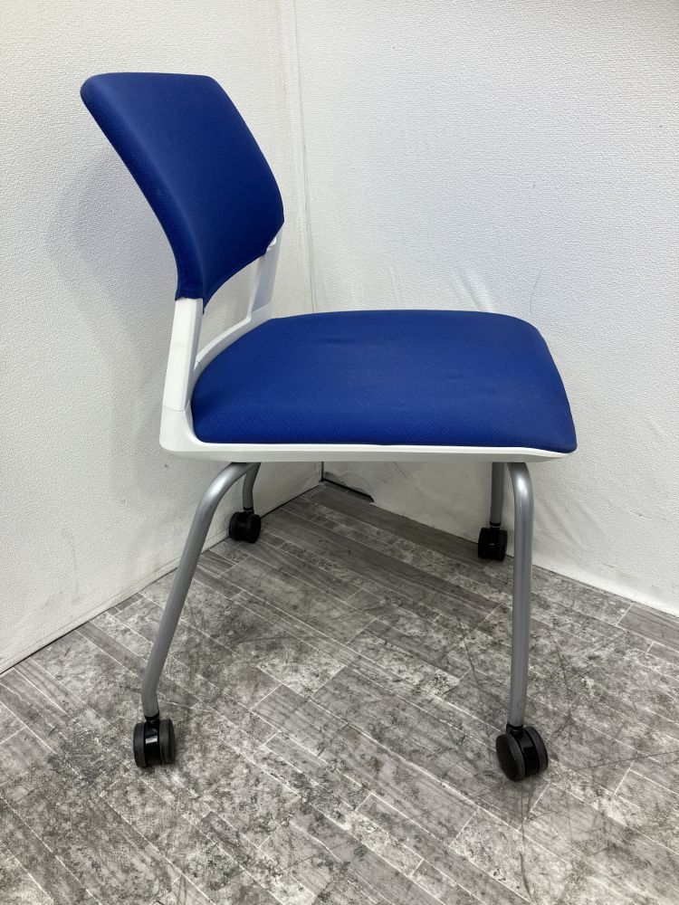 コクヨ キャスター付きスタッキングチェア CK-160C-W キャスター付きスタッキングチェア CK-160C-W