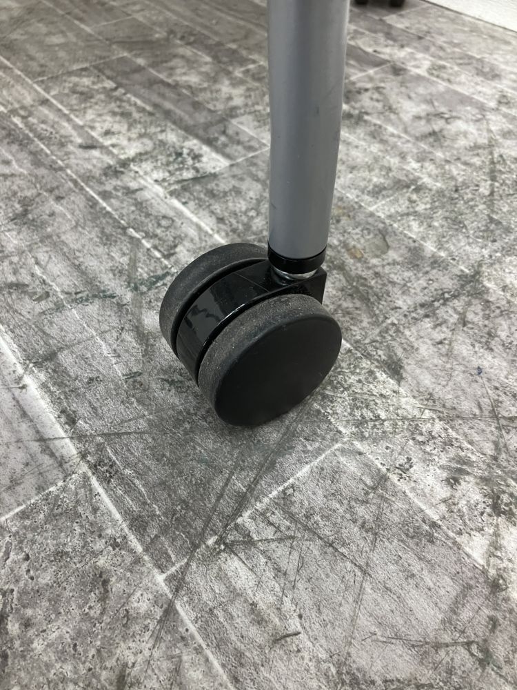 コクヨ キャスター付きスタッキングチェア CK-160C-W キャスター付きスタッキングチェア CK-160C-W