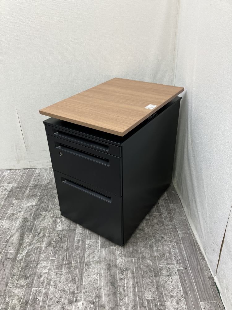 オカムラ 昇降天板付きインサイドワゴン  昇降天板付きインサイドワゴン 