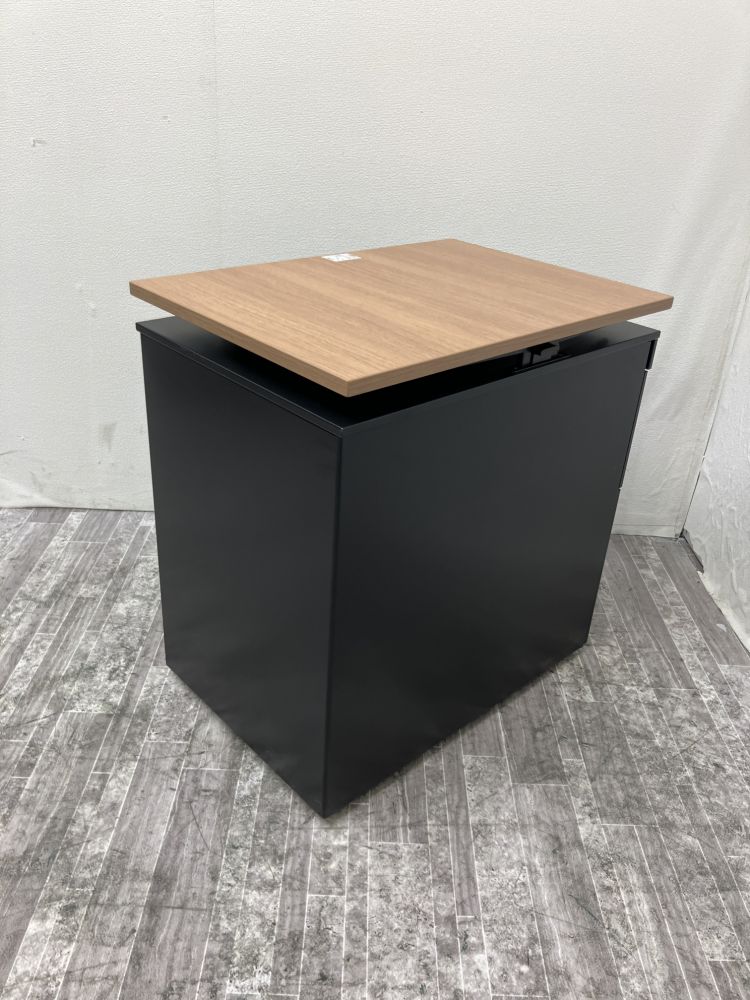 オカムラ 昇降天板付きインサイドワゴン  昇降天板付きインサイドワゴン 