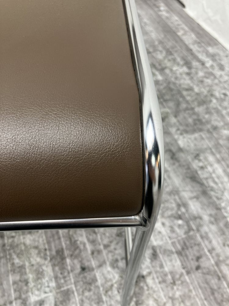 コクヨ スタッキングチェア  スタッキングチェア 