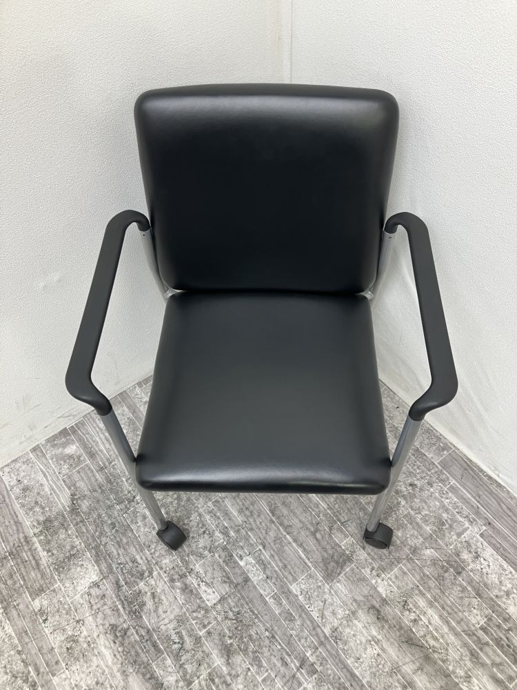 イノウエ 固定肘付スタッキングチェア BAS-P420A 固定肘付スタッキングチェア BAS-P420A