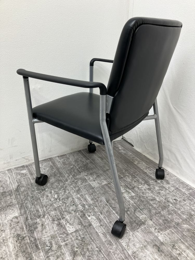 イノウエ 固定肘付スタッキングチェア BAS-P420A 固定肘付スタッキングチェア BAS-P420A