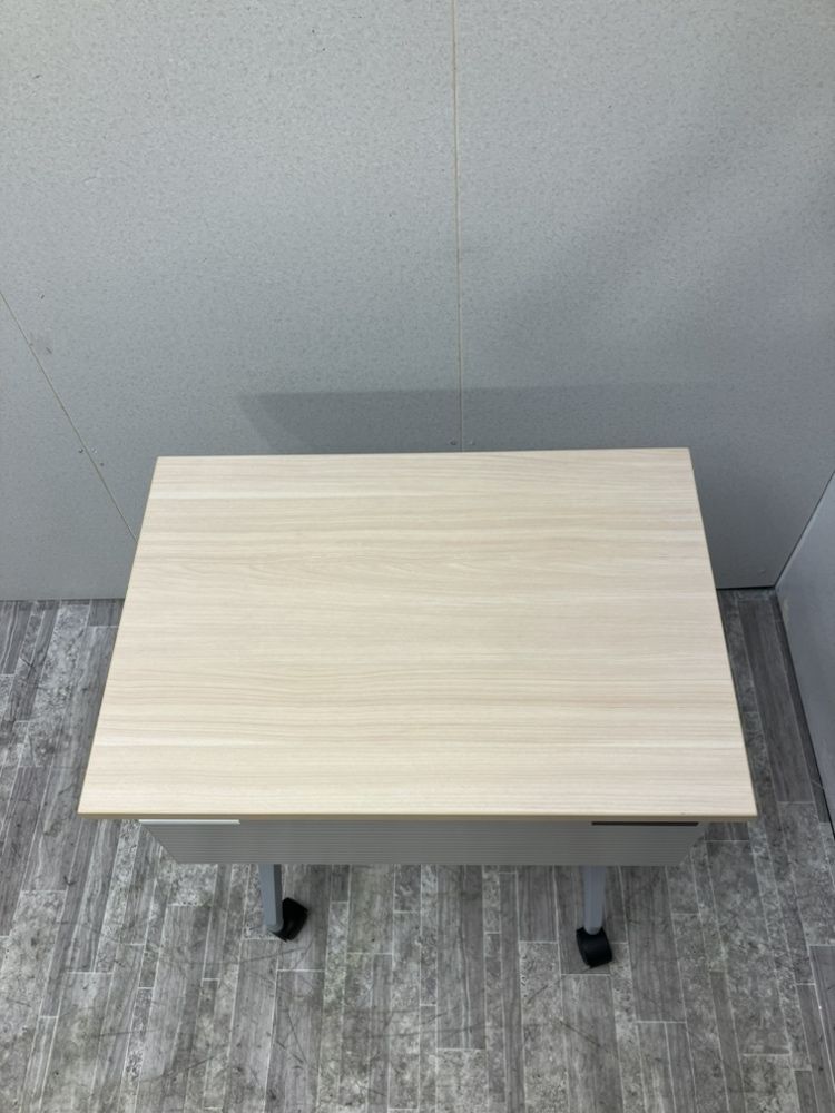 ウチダ 650サイドスタックテーブル  650サイドスタックテーブル 