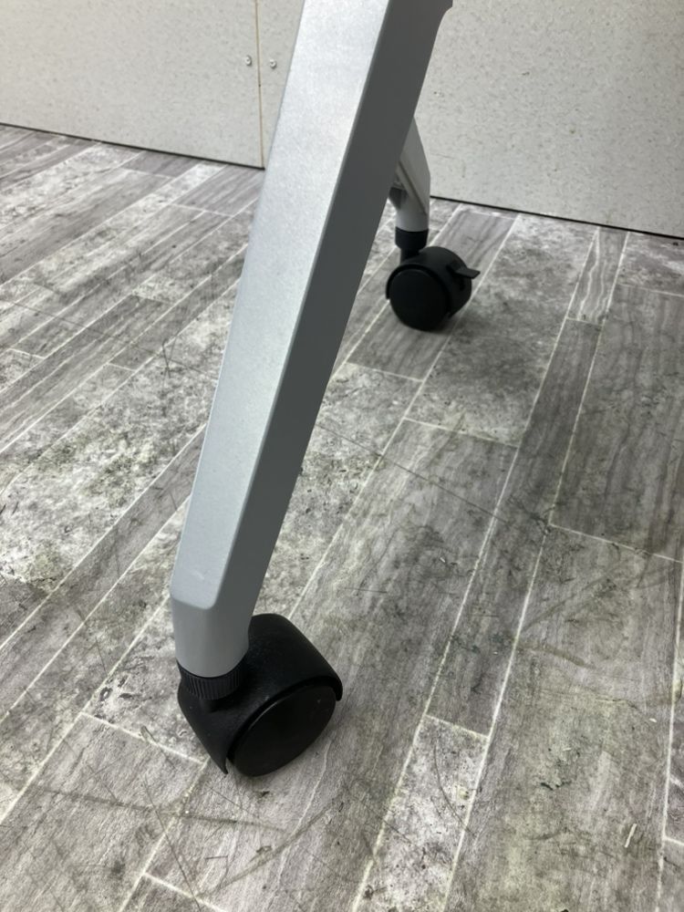 ウチダ 650サイドスタックテーブル  650サイドスタックテーブル 