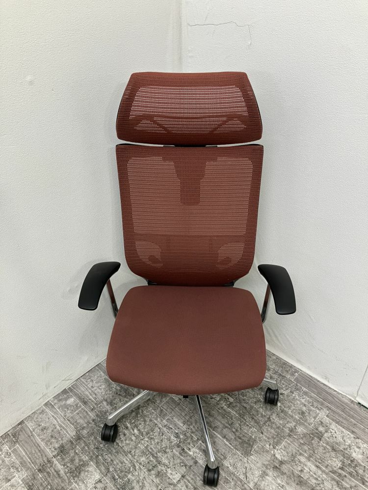 愛知県にて オカムラ 固定肘付バロンチェア 39411 を買取致しました。