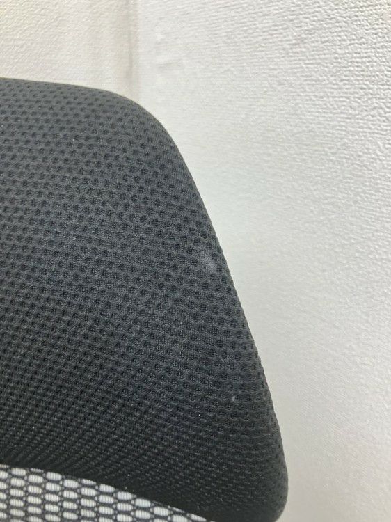 岐阜県にて オカムラ 可動肘付シルフィーチェア 39555 を買取致しました。