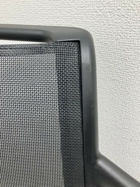 岐阜県にて Wilkhahn/ウィルクハーン 固定肘付エーライン232/2チェア 39553 を買取致しました。