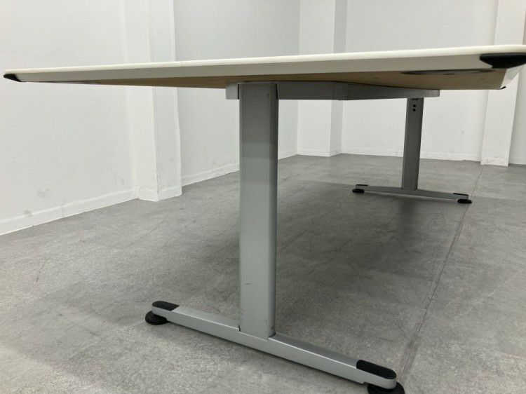 三重県にて コクヨ 2400ミーティングテーブル 39386 を買取致しました。