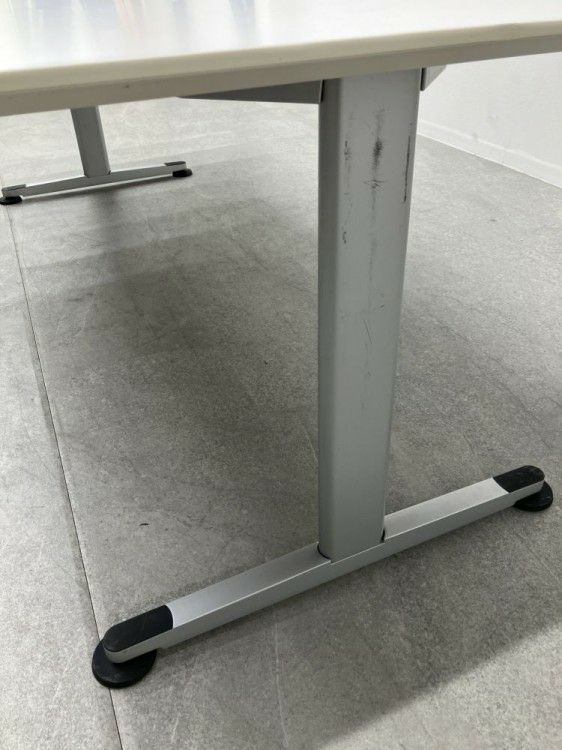 三重県にて コクヨ 2400ミーティングテーブル 39386 を買取致しました。