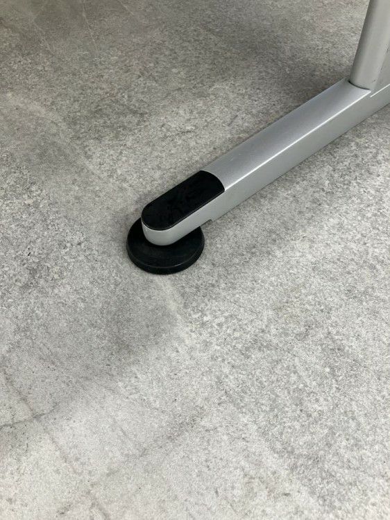 三重県にて コクヨ 2400ミーティングテーブル 39386 を買取致しました。