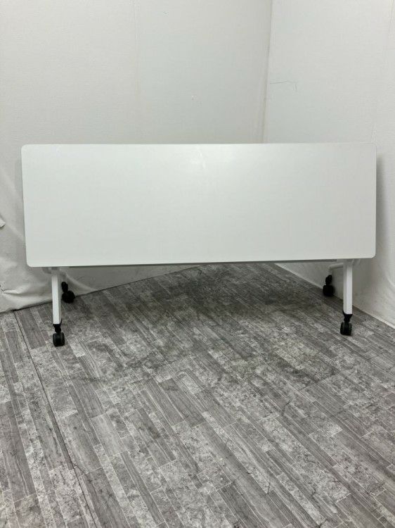 愛知県にて 1800サイドスタックテーブル 39843 を買取致しました。