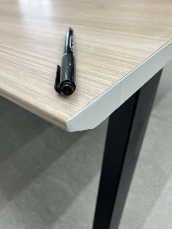 三重県にて 品番 コクヨ4800フリーアドレスデスク を買取致しました。