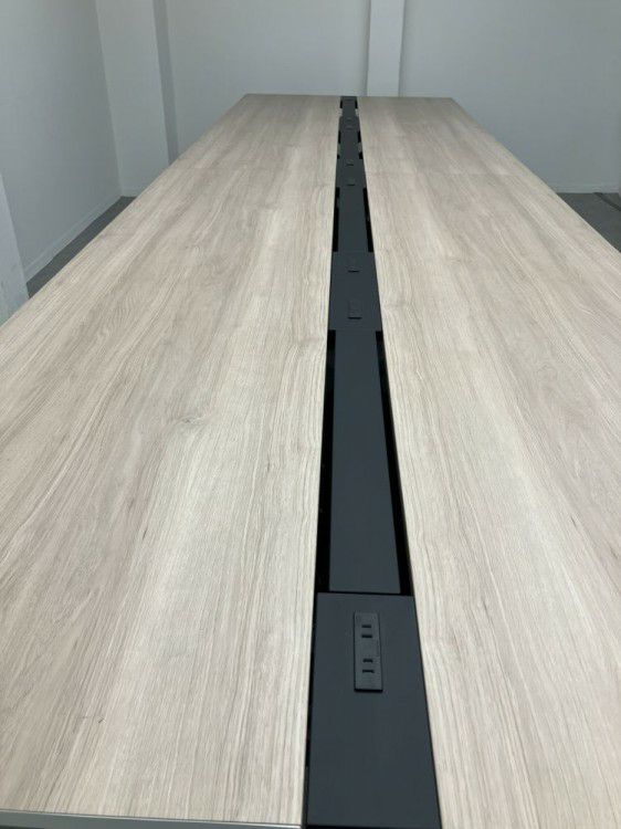 三重県にて 品番 コクヨ4800フリーアドレスデスク を買取致しました。