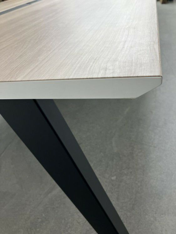 三重県にて 品番 コクヨ4800フリーアドレスデスク を買取致しました。