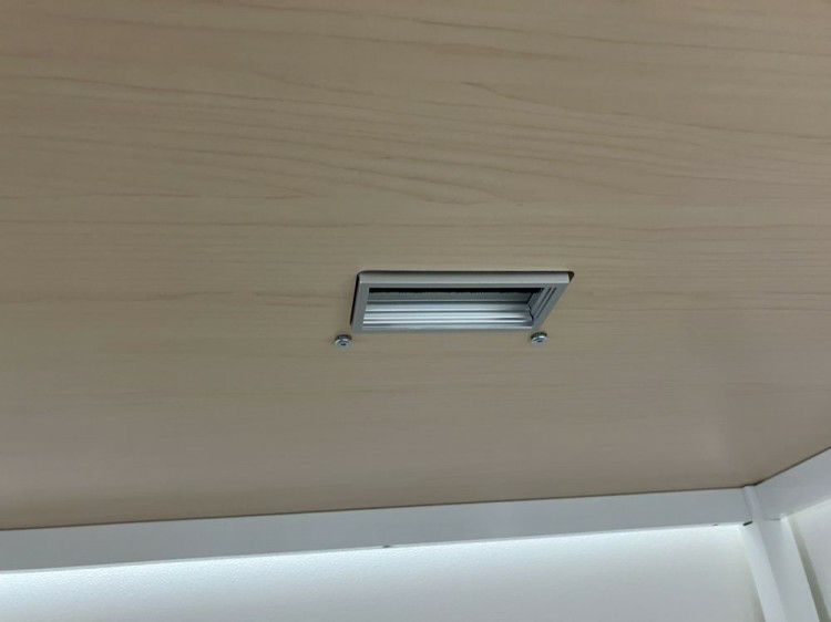 愛知県にて 2400ミーティングテーブル を買取致しました。