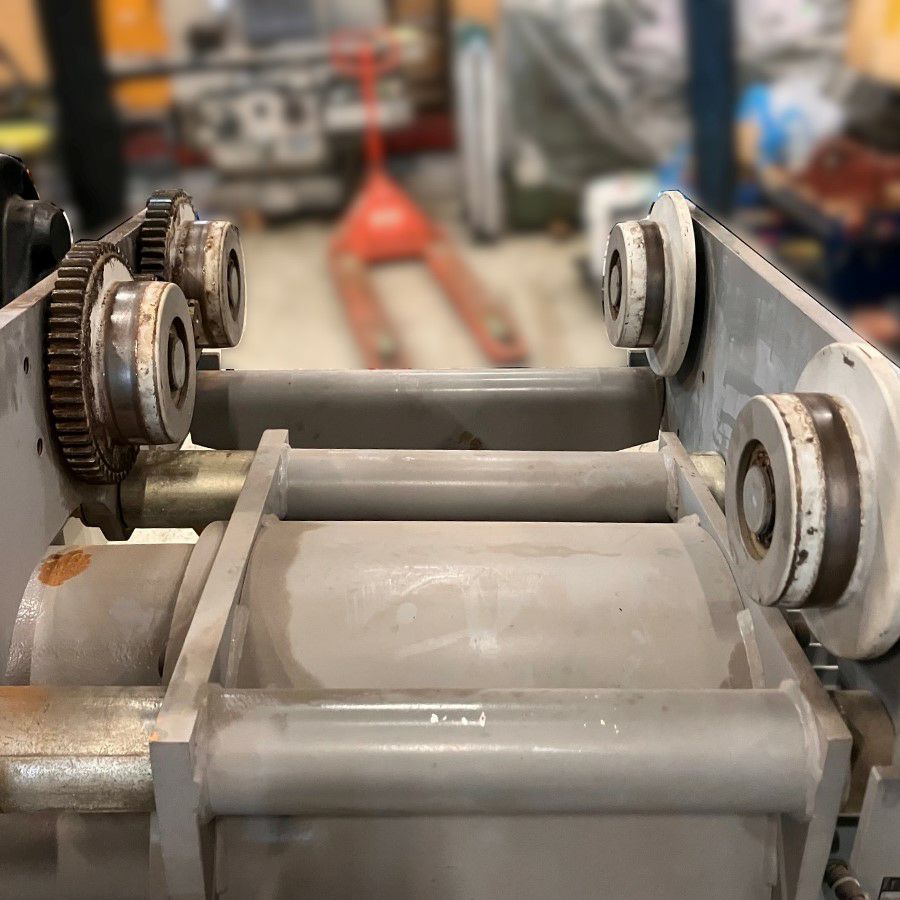 岐阜県にて 日本ホイスト ２t天井クレーンローヘッド型 NHEY2.0KV を買取致しました。