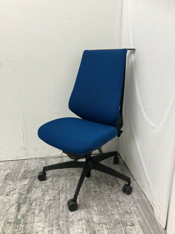 三重県にて コクヨ デュオラチェア  を買取致しました。