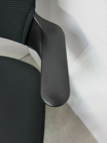 岐阜県にて コクヨ プロッティシリーズスタッキングチェア  を買取致しました。