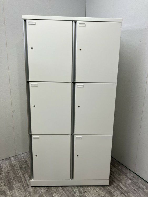 愛知県にて オカムラ SWシリーズ6人用パーソナルロッカー  を買取致しました。