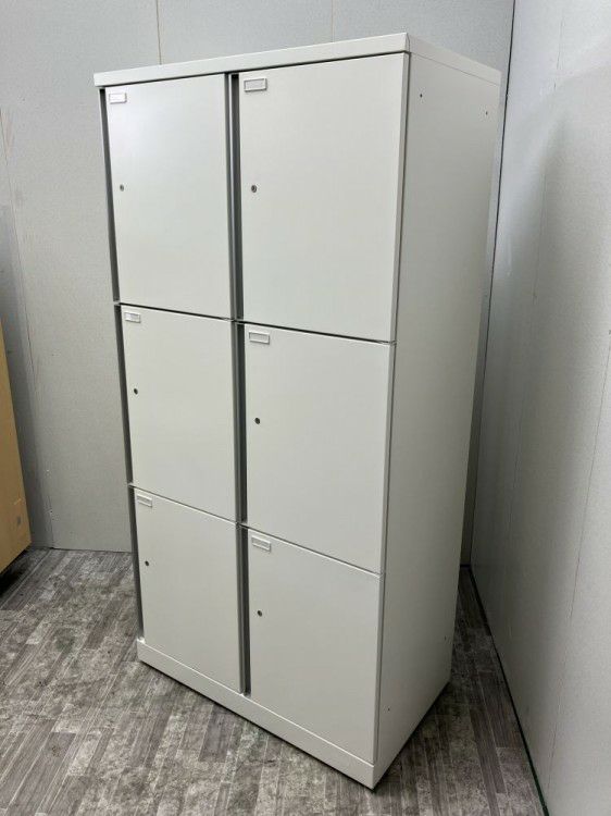 愛知県にて オカムラ SWシリーズ6人用パーソナルロッカー  を買取致しました。