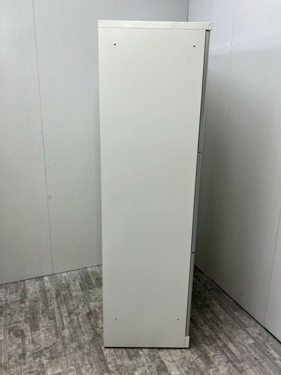 愛知県にて オカムラ SWシリーズ6人用パーソナルロッカー  を買取致しました。