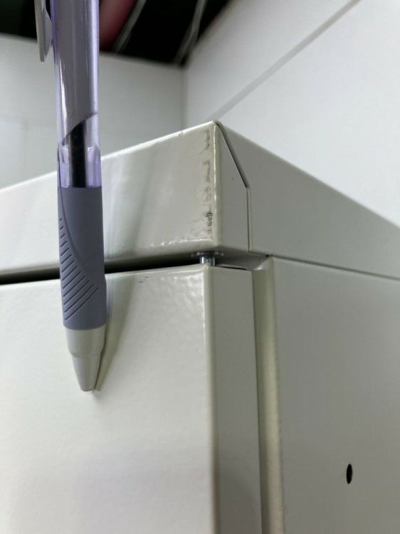 愛知県にて オカムラ SWシリーズ6人用パーソナルロッカー  を買取致しました。