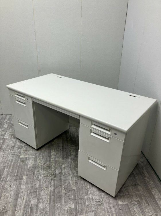 三重県にて プラス 1400両袖デスク  を買取致しました。