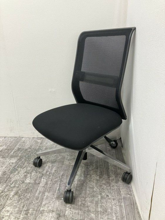 愛知県にて コクヨ エントリーチェア  を買取致しました。