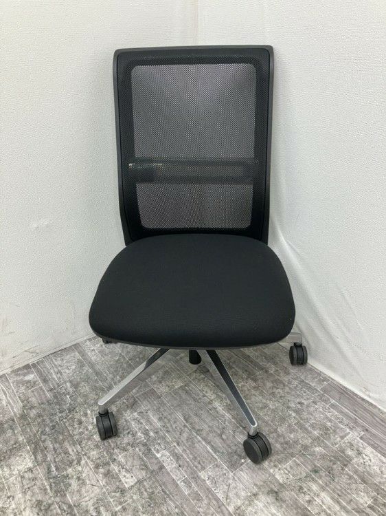 愛知県にて コクヨ エントリーチェア  を買取致しました。