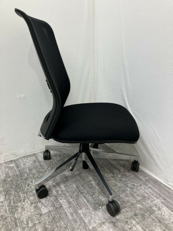 愛知県にて コクヨ エントリーチェア  を買取致しました。