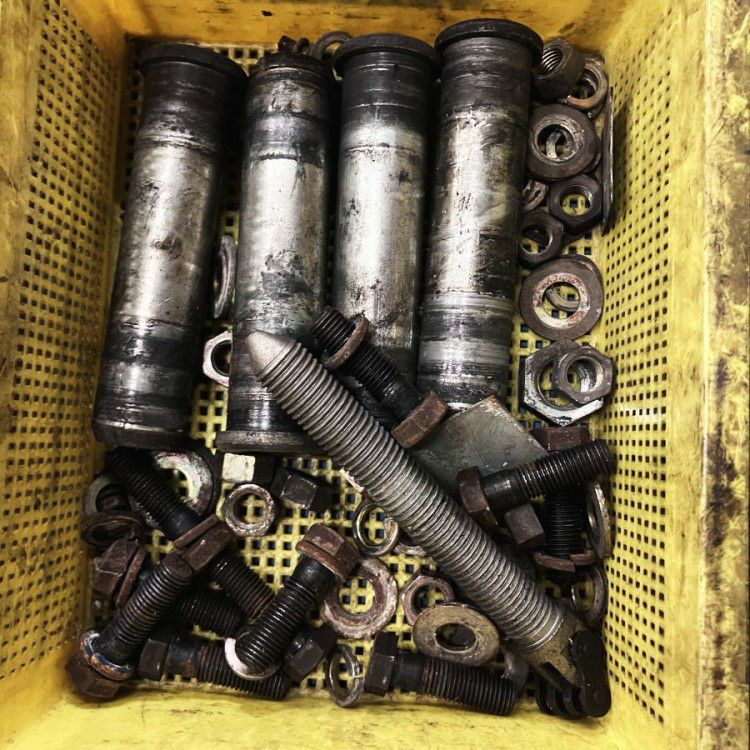 岐阜県にて Bishamon/ビシャモン Bisyamon/ビシャモン2.5t2柱リフト OSP25 を買取致しました。