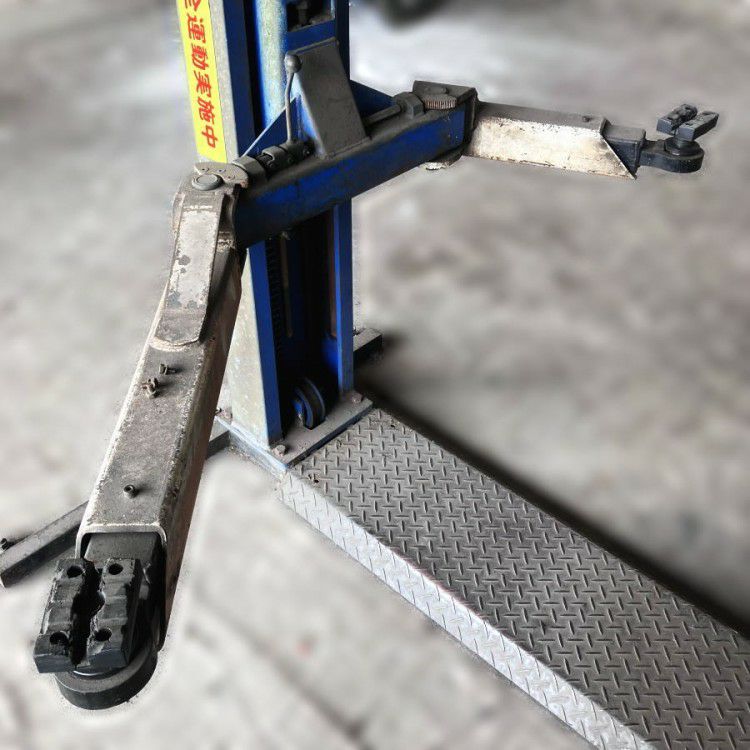 岐阜県にて Bishamon/ビシャモン Bisyamon/ビシャモン2.5t2柱リフト OSP25 を買取致しました。