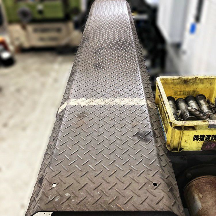 岐阜県にて Bishamon/ビシャモン Bisyamon/ビシャモン2.5t2柱リフト OSP25 を買取致しました。