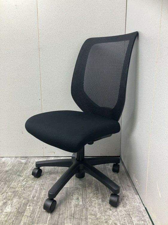 愛知県にて イトーキ コルトチェア  を買取致しました。