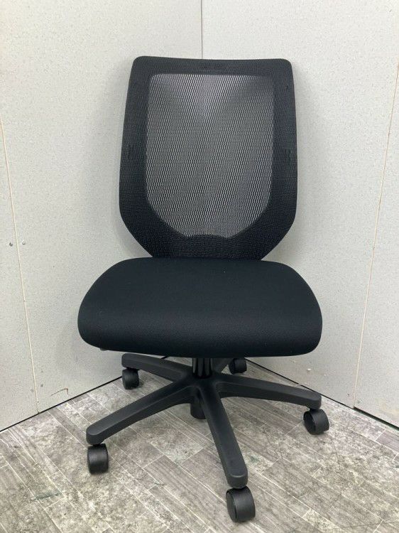 愛知県にて イトーキ コルトチェア  を買取致しました。