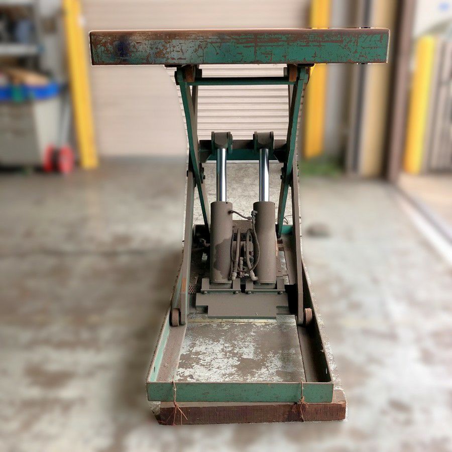 岐阜県にて  2t電動油圧テーブルリフター2000kg K-2009 を買取致しました。