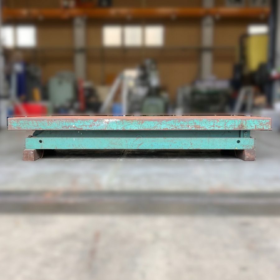 岐阜県にて  2t電動油圧テーブルリフター2000kg K-2009 を買取致しました。