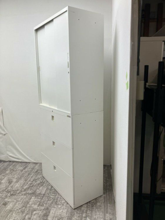 三重県にて オカムラ 3段ラテラル・3扉スライド上下書庫  を買取致しました。