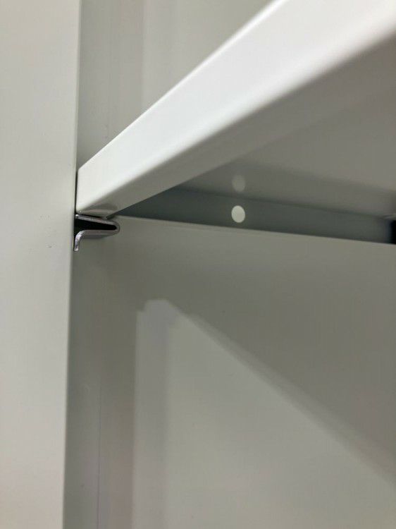 愛知県にて プラス 天板付き両開き書庫  を買取致しました。