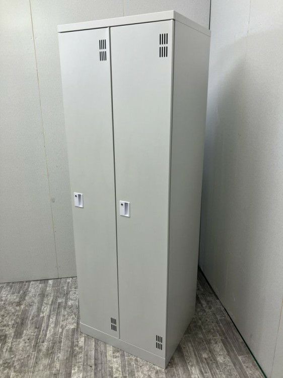 岐阜県にて 東京鋼器 2人用ロッカー  を買取致しました。