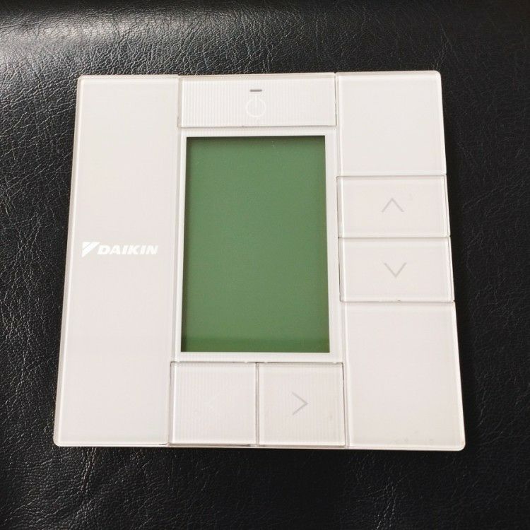 愛知県にて DAIKIN/ダイキン 2018年製天カセエアコン SZRC40BCV を買取致しました。