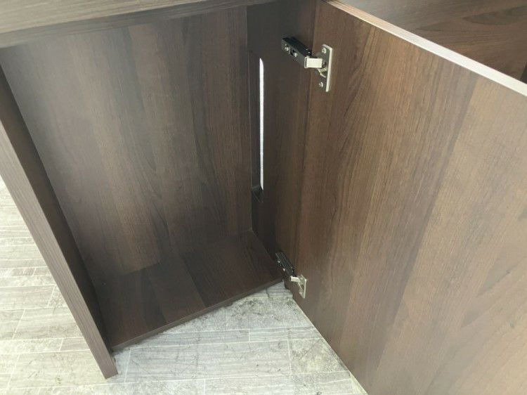 岐阜県にて コクヨ 役員用1600両袖デスク  を買取致しました。