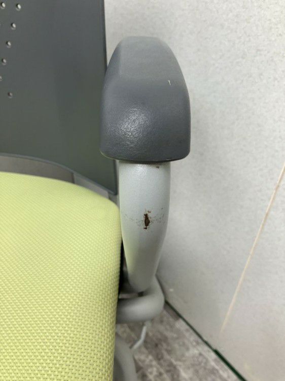 三重県にて トヨスチール スタッキングチェア  を買取致しました。