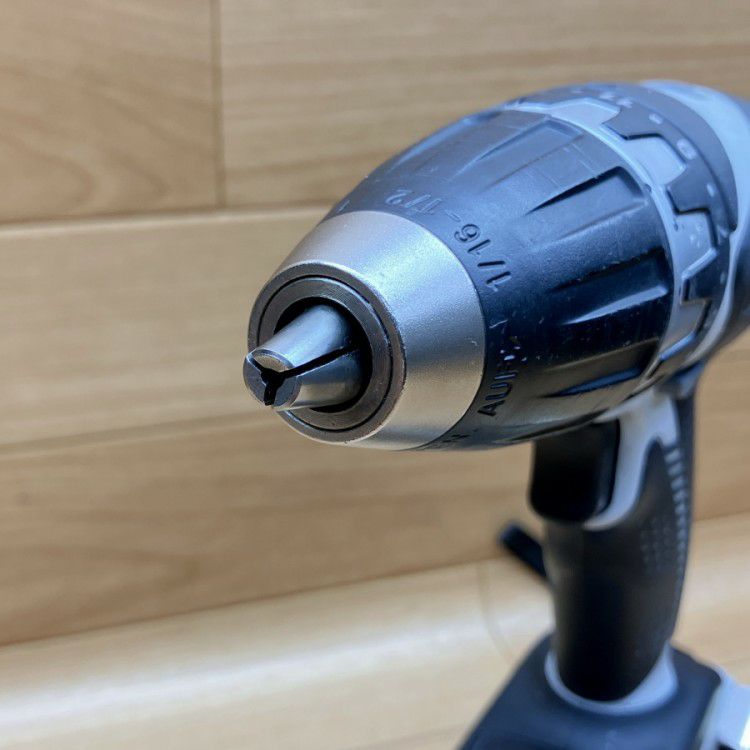 三重県にて パナソニック 充電ドリルドライバー EZ7441LS2S-H を買取致しました。