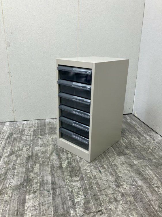 岐阜県にて  A4クリアケース書庫  を買取致しました。