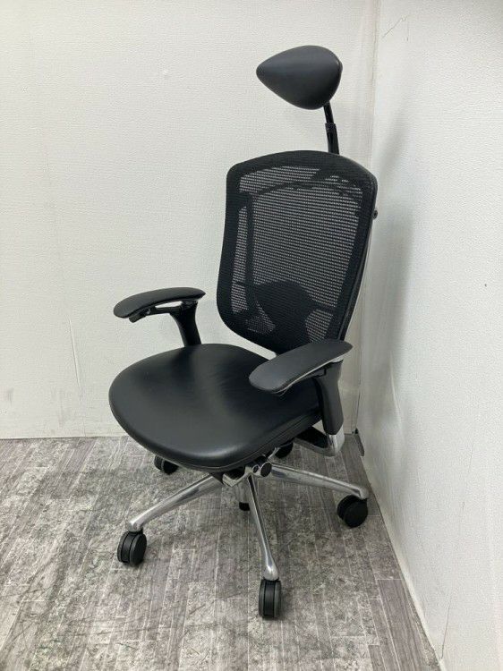 岐阜県にて オカムラ 可動肘付コンテッサチェア  を買取致しました。